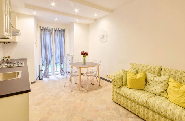 2 bedroom accommodation in Genova