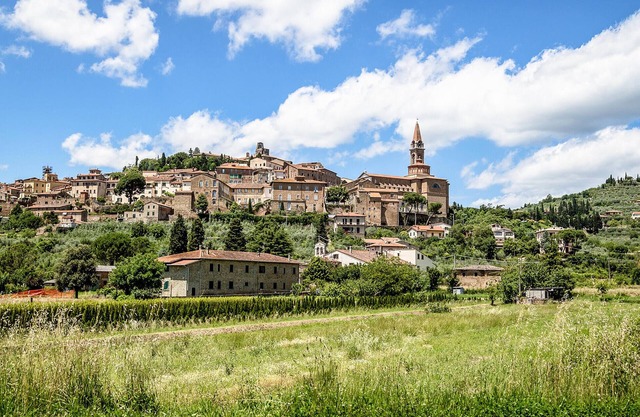 2 bedroom accommodation in Paciano