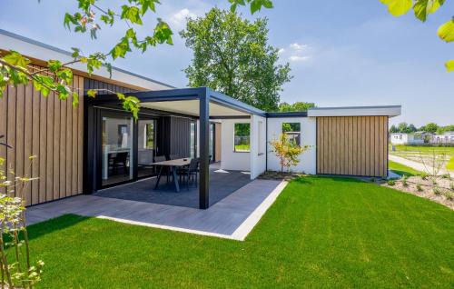 2 Bedroom Amazing Home In Voorthuizen