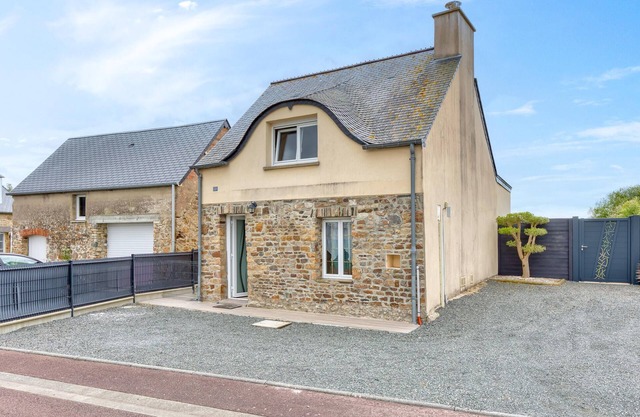 2 bedroom amazing home in Créances
