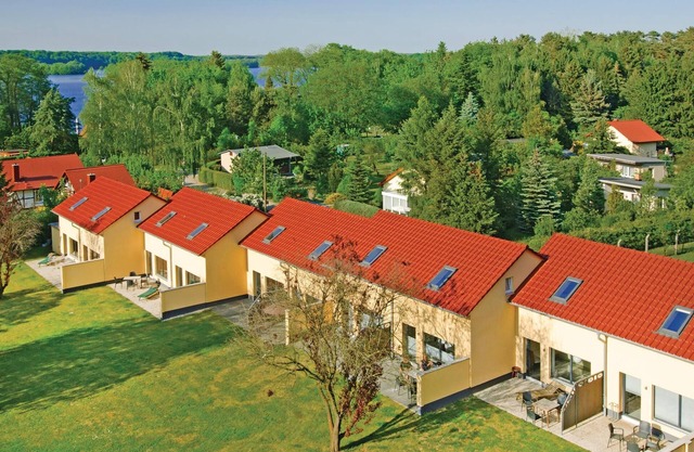 2 bedroom amazing home in Pinnow