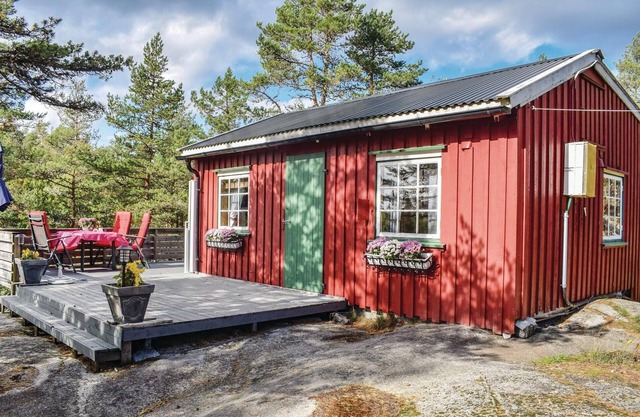2 bedroom amazing home in Larvik