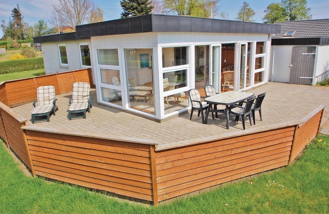 2 bedroom amazing home in Hejls
