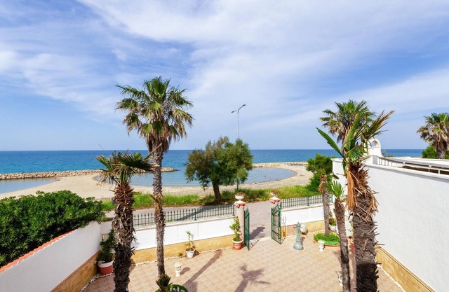 2 bedroom amazing home in Campo di Mare