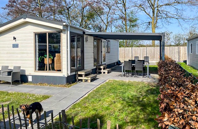 2 bedroom amazing home in Heinkenszand