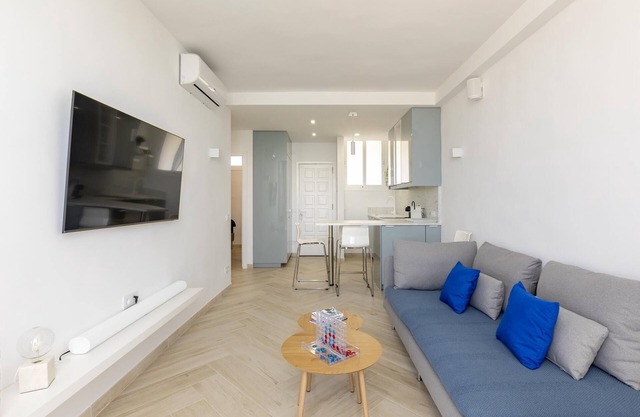 2-Bedroom Apartment Ocean View