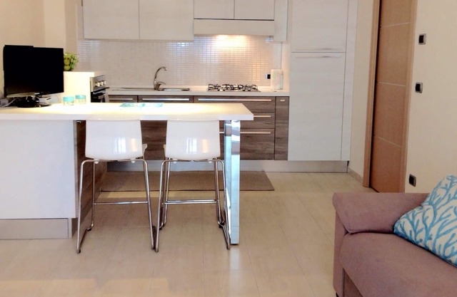 2-bedroom apartment a stone's throw from the beach in Letojanni, ideal for families