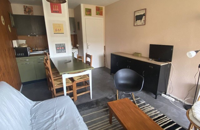 2-bedroom apartment with piste view 5 minutes from center