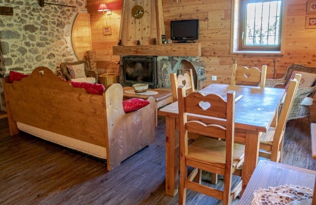 2 bedroom apartment in chabottes