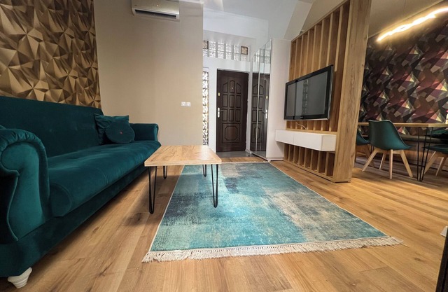 2-bedroom apartment in superb Constanta city center with balcony and terrace