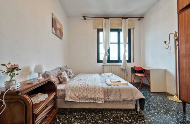 2 Bedroom Apartment in Venice