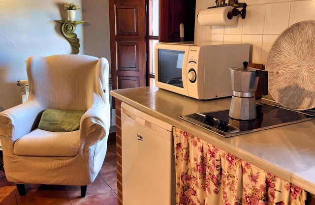 2 bedroom apartment in the historic center of Isla, close to the beach.