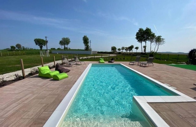 2 bedroom apartment in lombardy