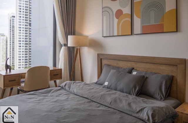 2-bedroom apartment in fabulous Hồ Chí Minh with fitness room, WiFi
