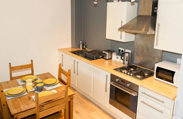 2 Bedroom Apartment Warrington