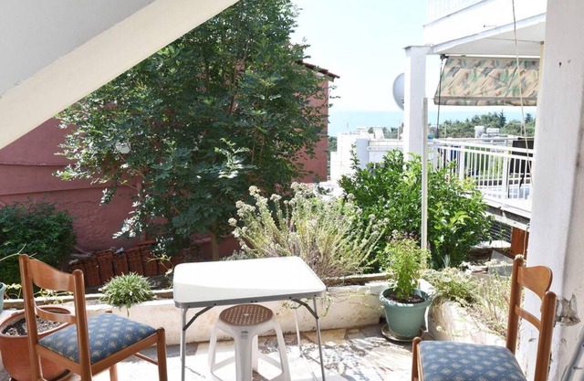 2 Bedroom Art House in Kavala
