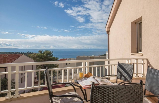 2 bedroom awesome apartment in Makarska