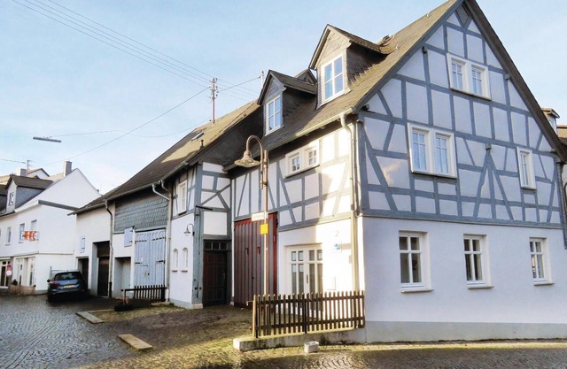 2 bedroom awesome home in Hachenburg