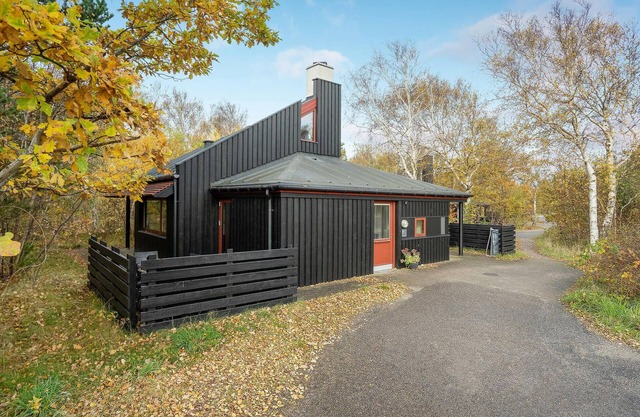 2 bedroom awesome home in Grenaa