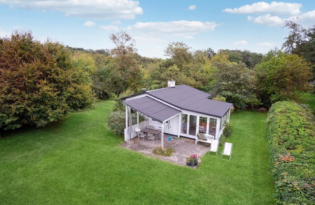 2 bedroom awesome home in Samsø