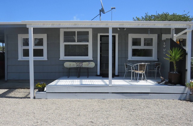 2-bedroom bach @ Carters Beach