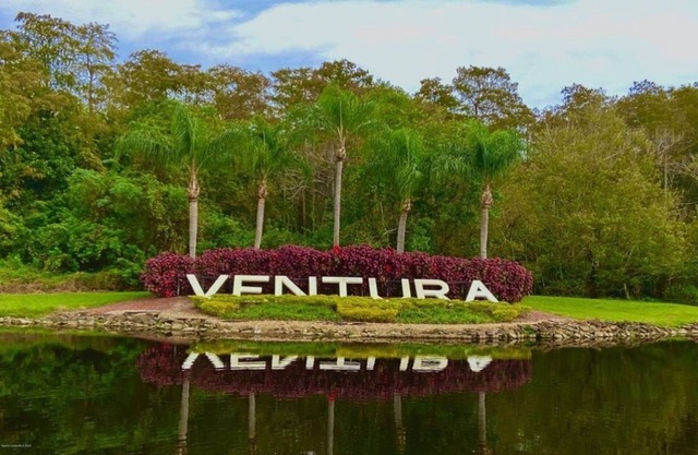2 bedroom/bathroom, 1st floor condo at the quiet Ventura Country club!