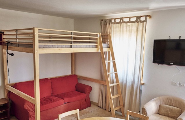 2 Bedroom Beautiful Chalet Apartment in Livigno