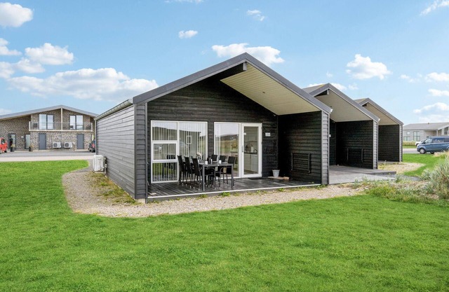 2 bedroom beautiful home in Ringkøbing