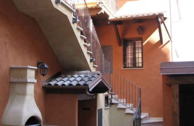 2 Bedroom Bed & breakfast in Condove
