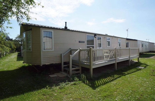 2 bedroom caravan at heacham beach with decking