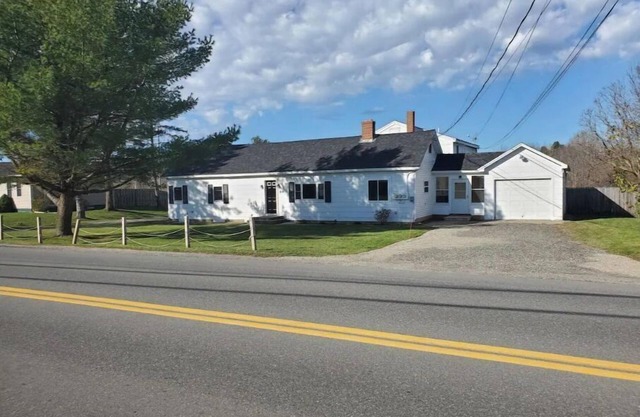 2 Bedroom Close to Town Home