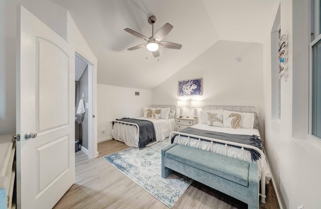 2-bedroom condo in adorable Panama City Beach, on the lagoon, with WiFi, AC