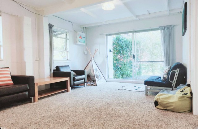 2 bedroom cosy guest house in North shore