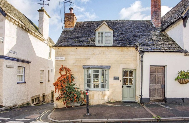 2 bedroom Cotswold Holiday Home - Abbots Cottage