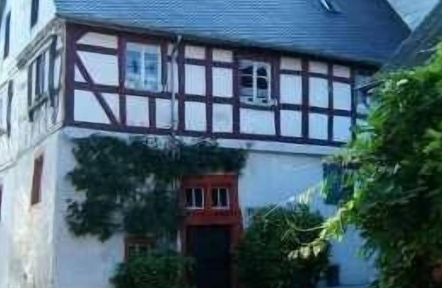 2 Bedroom cottage home in quiet wine-country village on the Mosel.