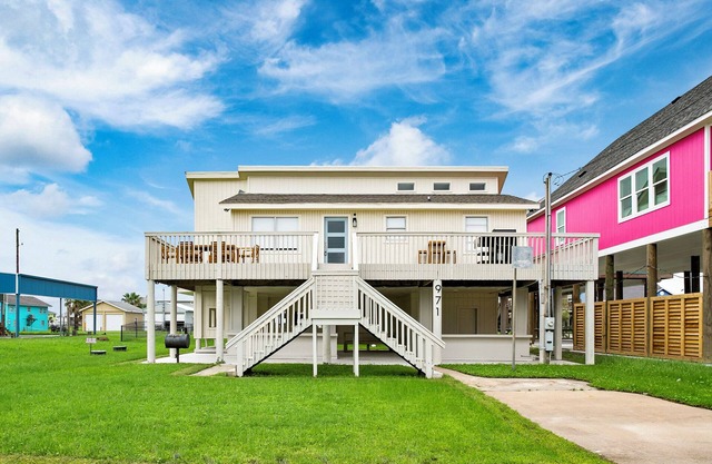 2-bedroom cozy house in fantastic Bolivar Peninsula!
