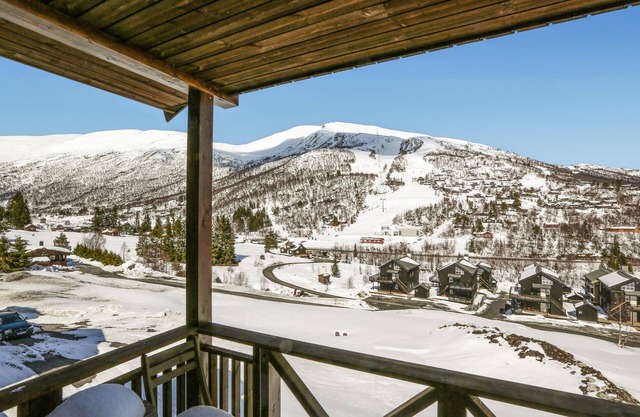 2 bedroom cozy apartment in Stranda