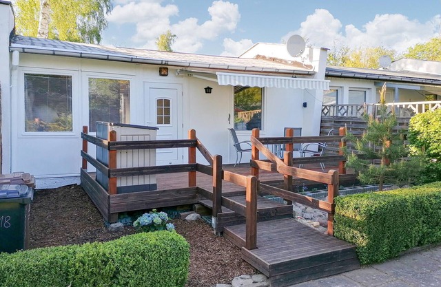 2 bedroom cozy home in Middelhagen