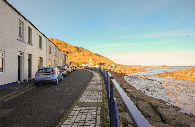 2 bedroom accommodation in Skinningrove, near Saltburn-by-the-Sea