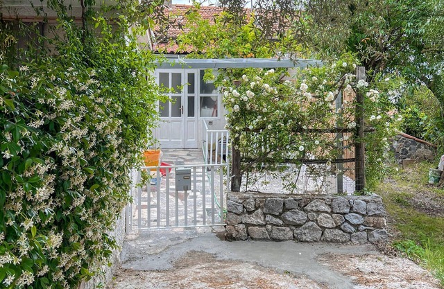 2 bedroom gorgeous apartment in Scario