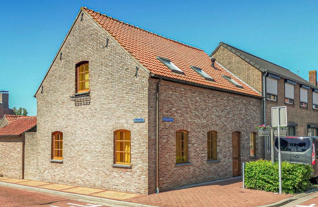 2 bedroom gorgeous home in IJzendijke