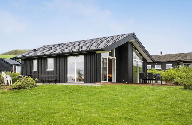 2 bedroom gorgeous home in Haarby