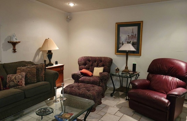 2-bedroom house in Odessa with AC, WiFi. Enjoy your stay