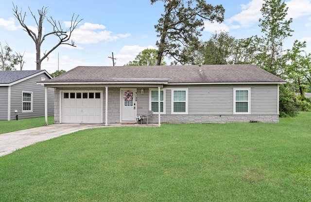 2-bedroom house in welcoming Beaumont with all the amenities of home!