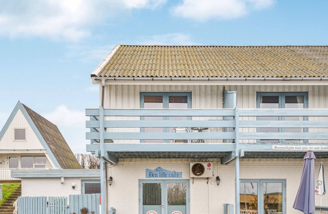 2 bedroom lovely apartment in Knebel