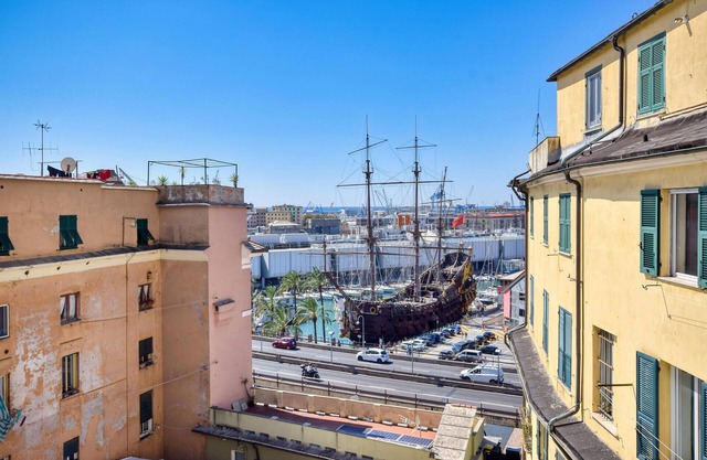 2 bedroom lovely apartment in Genova