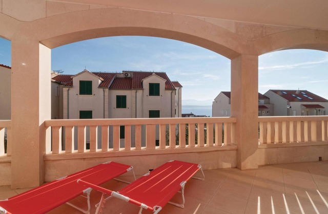 2 bedroom lovely apartment in Bol