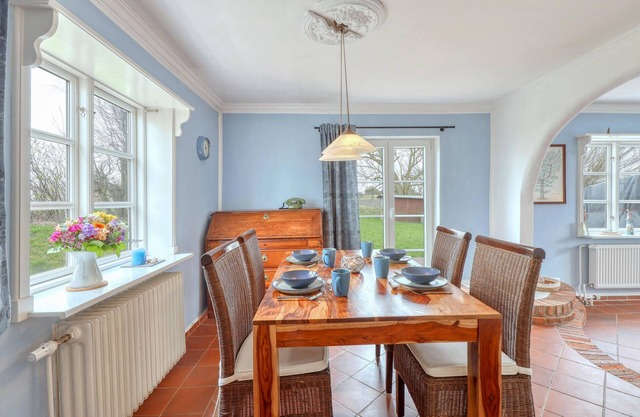 2 bedroom lovely home in Galmsbüll