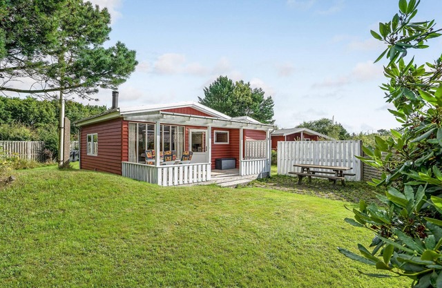 2 bedroom lovely home in Bindslev