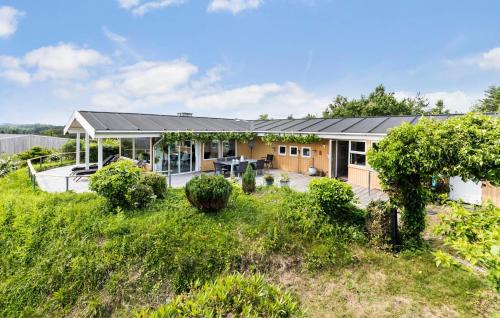 2 Bedroom Lovely Home In Ebeltoft